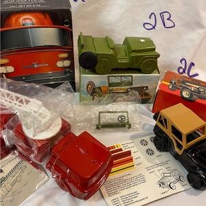 3 vintage Avon decanters (#2)